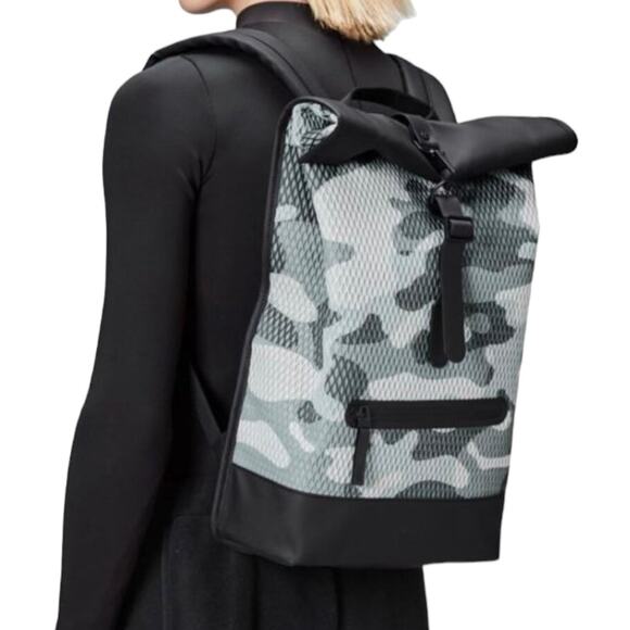 NWT Rains Rolltop Rucksack Mesh Camo 19,2”x4,4”x12,8”